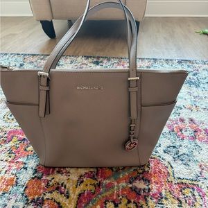 Michael Kors grey tote